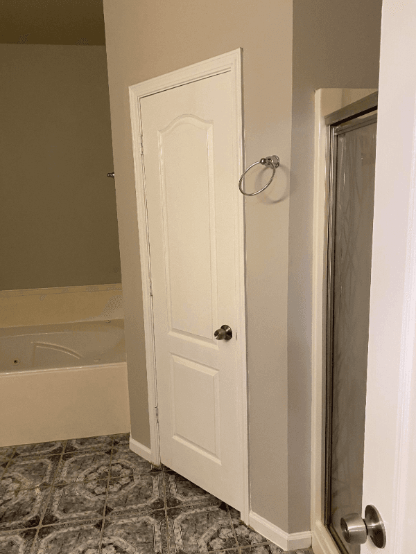 GONZALES House: 39276 TOMMY MOORE RD