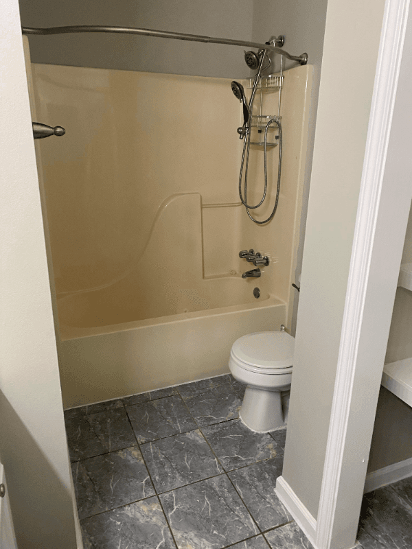 GONZALES House: 39276 TOMMY MOORE RD