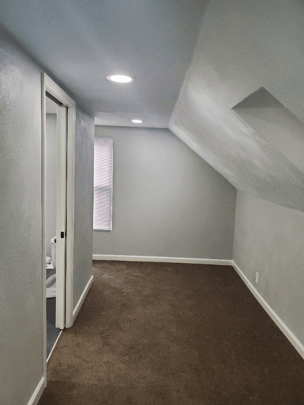 Edwardsville House: 229 3rd Ave
