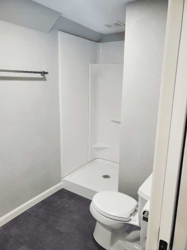 Edwardsville House: 229 3rd Ave