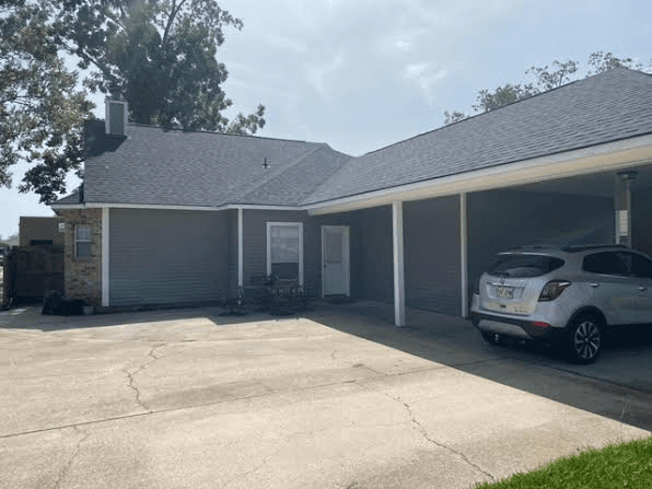 GONZALES House: 39276 TOMMY MOORE RD