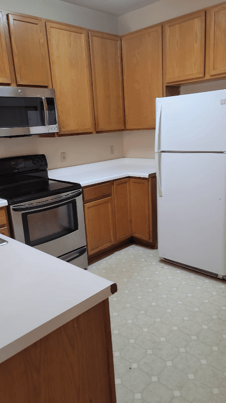 woodbury Townhome: 665 woodduck drive