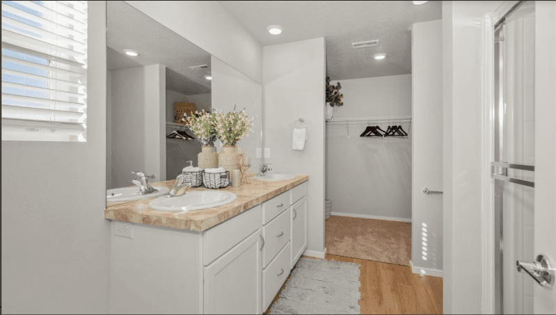 Liberty Lake House: 141 N Legacy Flats Road