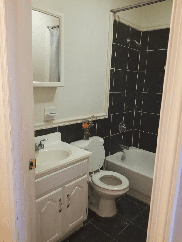 Baltimore Apartment: 2339 Eutaw Pl, #3