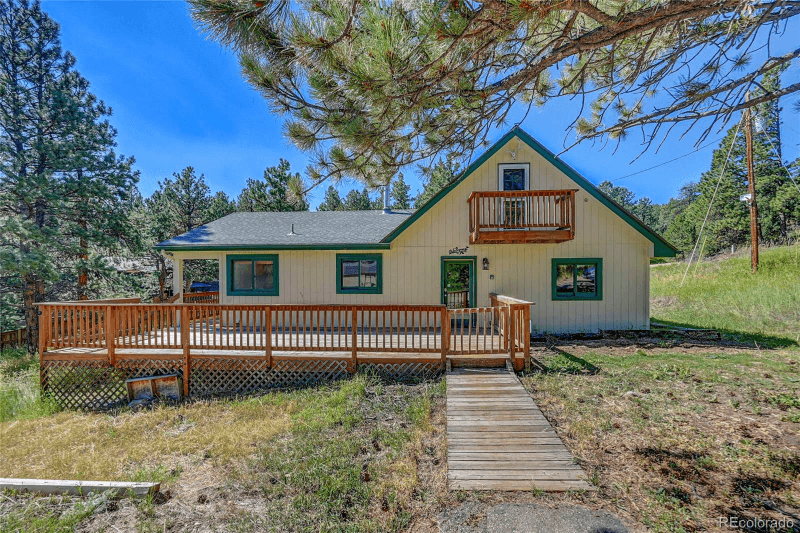 Bailey House: 168 Blueberry Trail