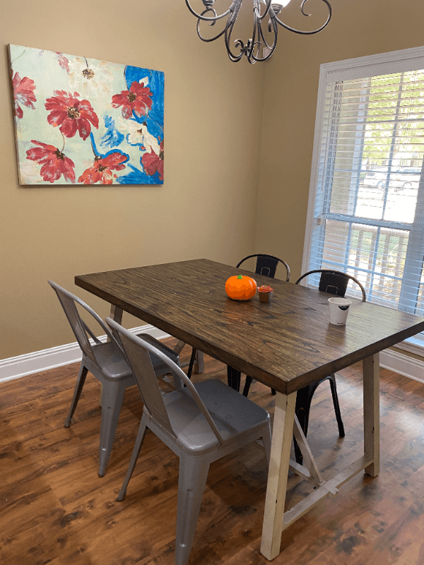 Oxford House: 112 Windstone Drive