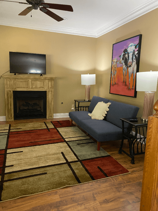 Oxford House: 112 Windstone Drive