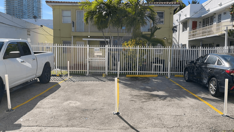miami beach Apartment: 545 michigan ave