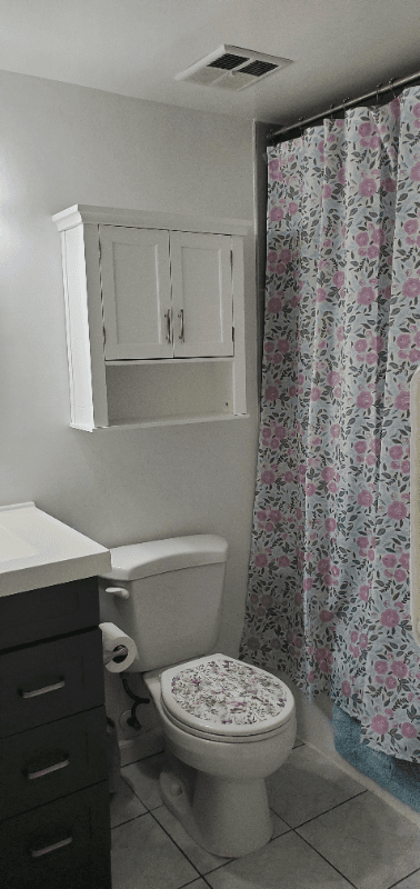 St Petersburg Condo: 885 N village drive