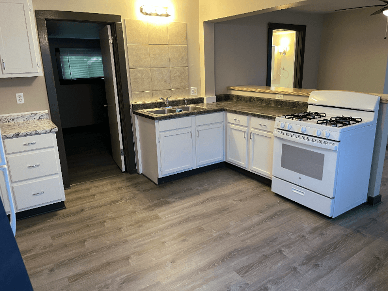 West Plains House: 416 Locust Street