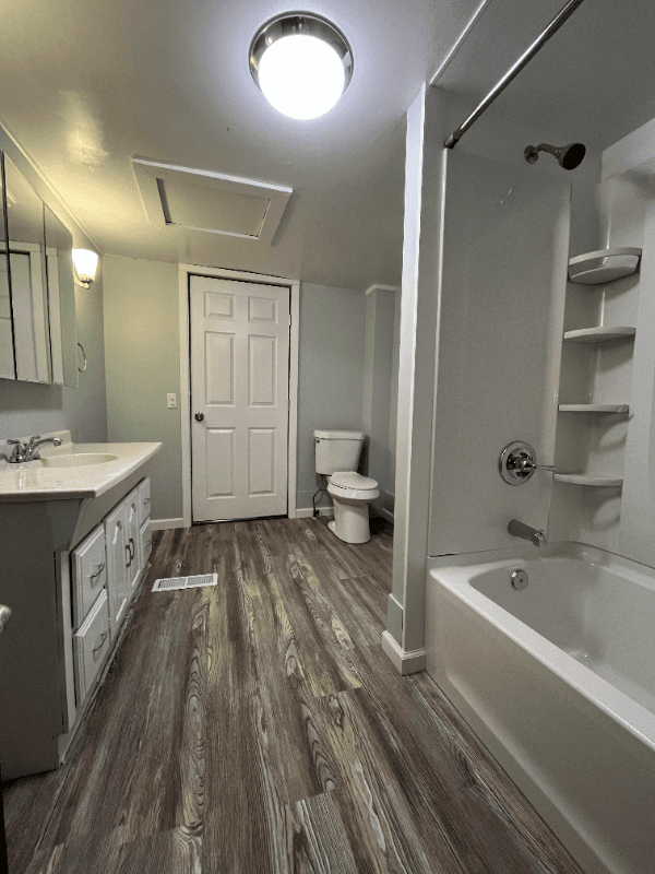 West Plains House: 416 Locust Street