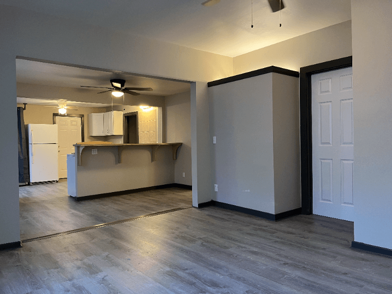West Plains House: 416 Locust Street