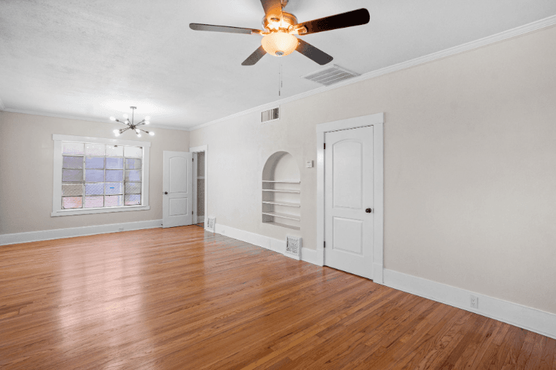 El Paso House: 2611 Pershing Dr