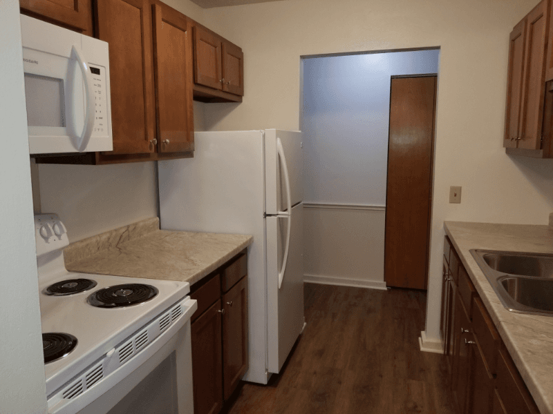Maumee Apartment: 3141 Manley Rd.