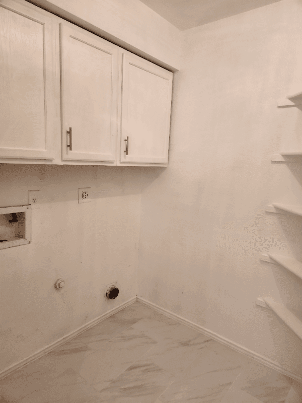 KILLEEN House: 5502 RED PINE DRIVE