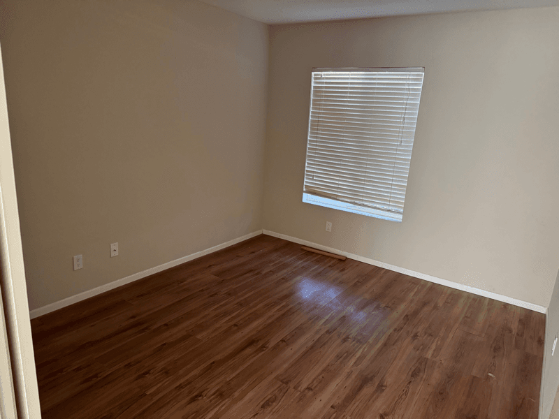 Scottsdale House: 15638 N 54th St