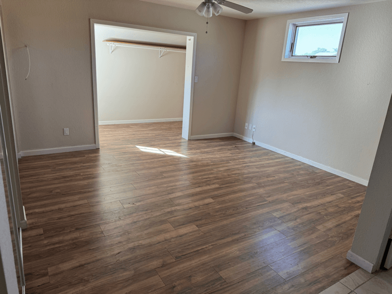 Scottsdale House: 15638 N 54th St