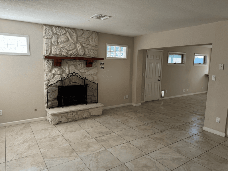 Scottsdale House: 15638 N 54th St