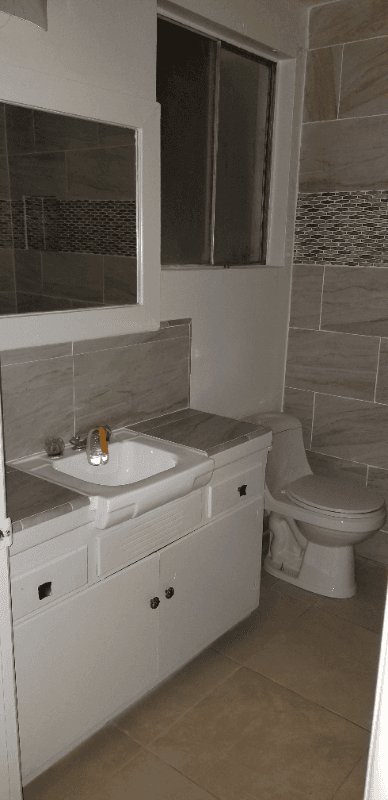 Manhattan Beach Apartment: 1150 Manhattan Beach Blvd