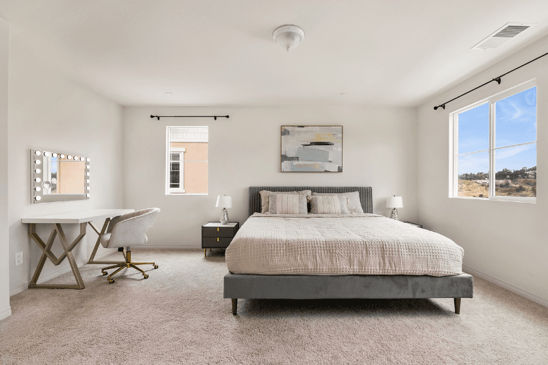 San Diego House: 7284 Wembley St
