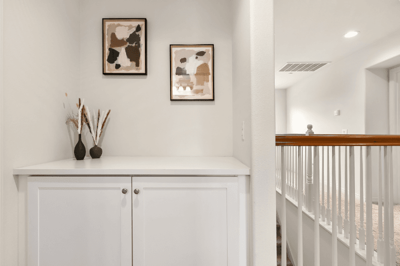 San Diego House: 7284 Wembley St