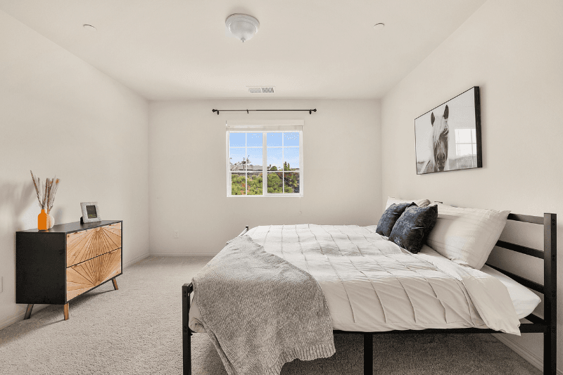San Diego House: 7284 Wembley St