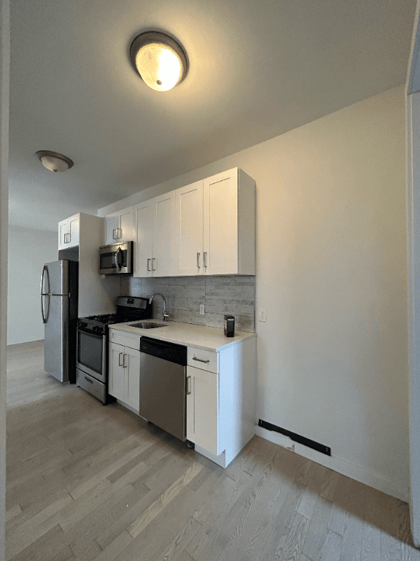 Jersey City Apartment: 35 Kensington Ave