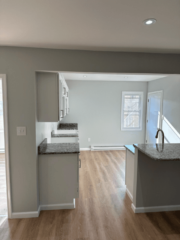 Exeter Apartment: 1187 Wyoming Avenue