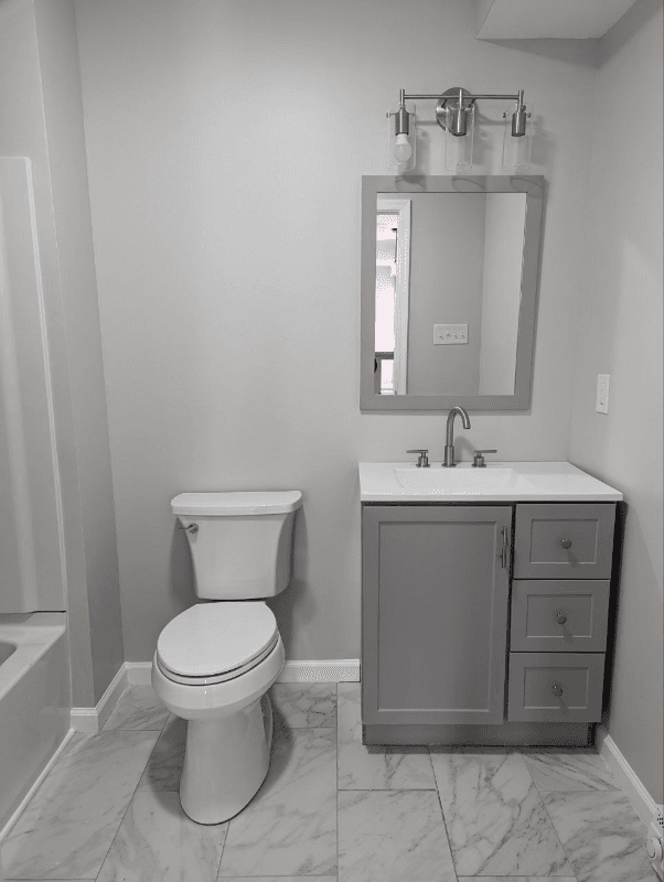 Exeter Apartment: 1187 Wyoming Avenue