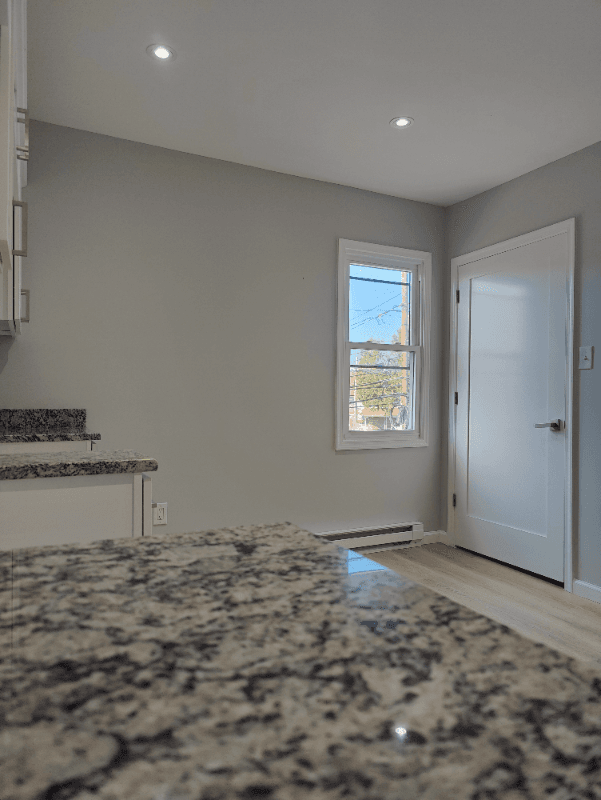 Exeter Apartment: 1187 Wyoming Avenue