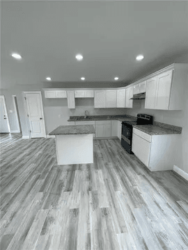 Marrero House: 1653 Majestic Pl