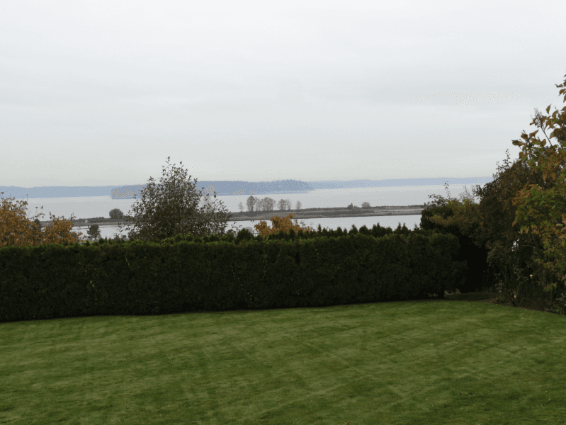Everett House: 1012 Grand Ave