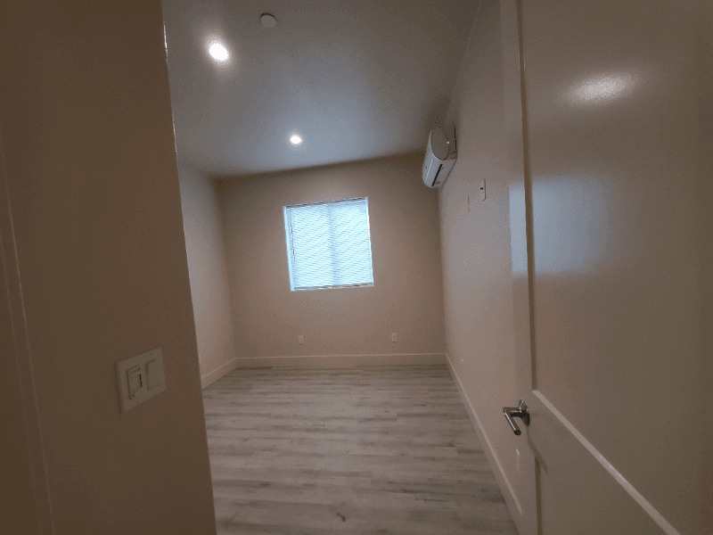King City House: 138A N Mildred Ave