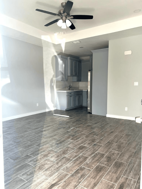 Alton Multiplex: 3405 E Zinnia Ave