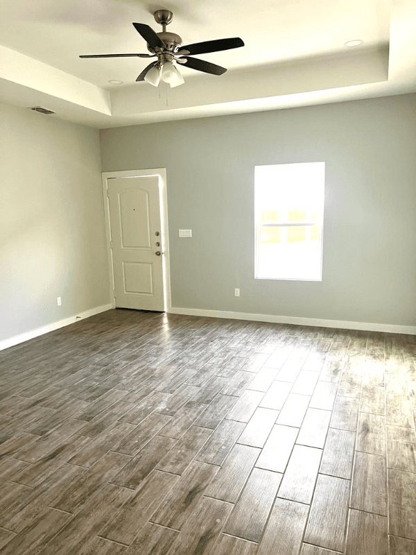 Alton Multiplex: 3405 E Zinnia Ave