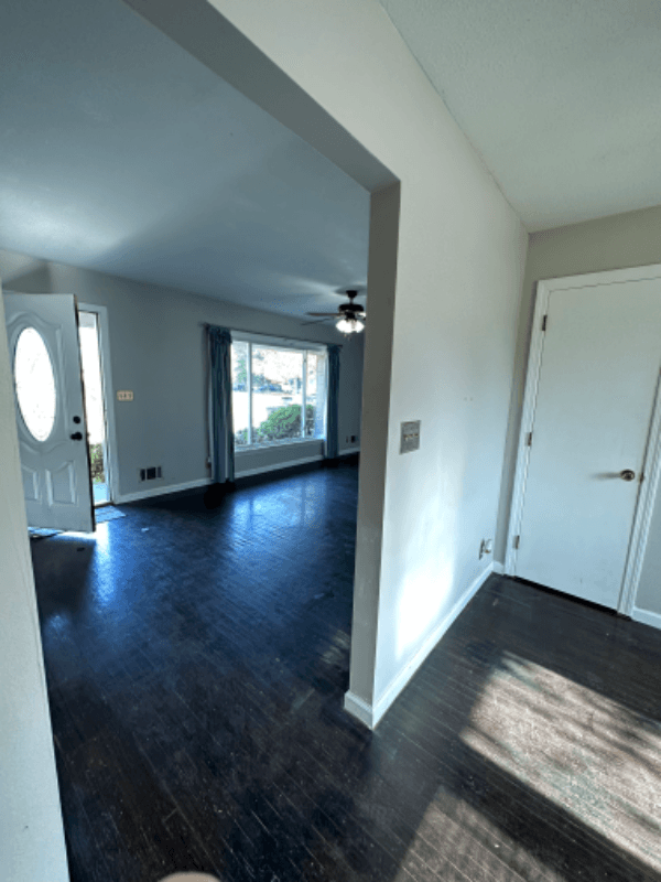 louisville House: 816 french avenue