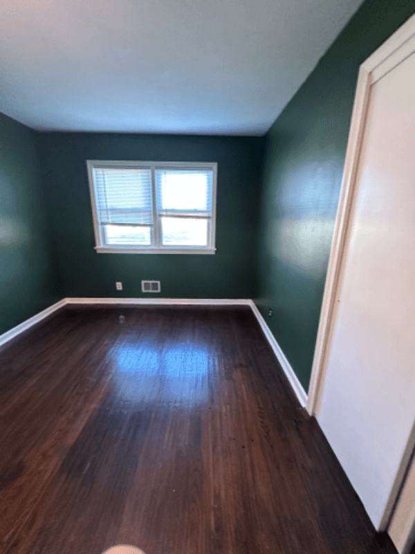 louisville House: 816 french avenue