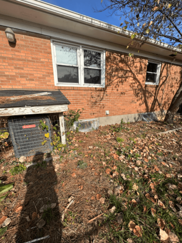 louisville House: 816 french avenue