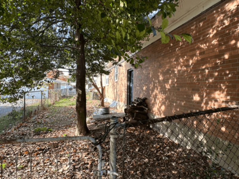 louisville House: 816 french avenue