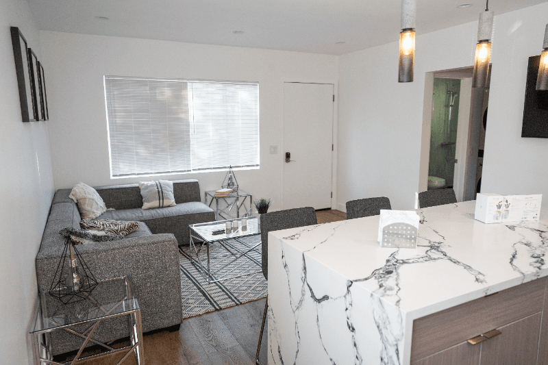 NORTH HOLLYWOOD Multiplex: 10863 KLING ST