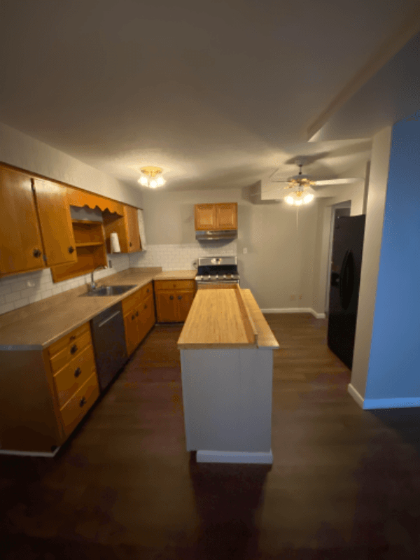 Ligonier Apartment: 305 E Main