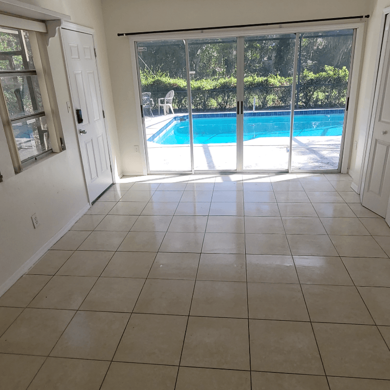 Longwood Townhome: 108 shore drive