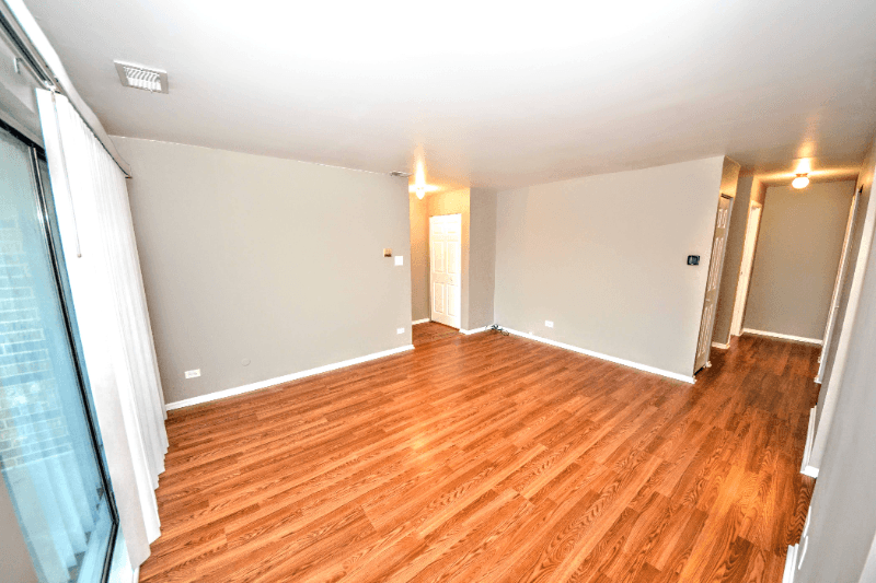 Orland Park Apartment: 9025 Lincoln Ct