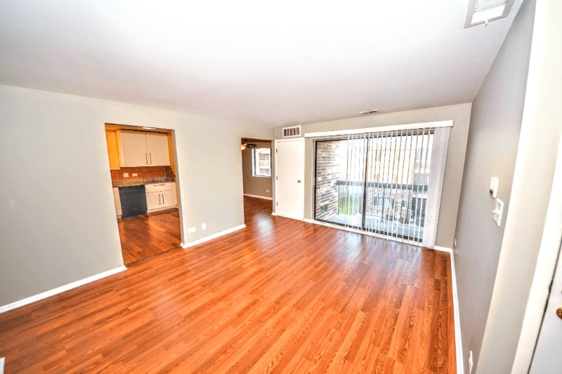 Orland Park Apartment: 9025 Lincoln Ct