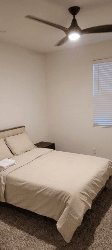 Stockton Single Room: 4734 Emerald way Stockton