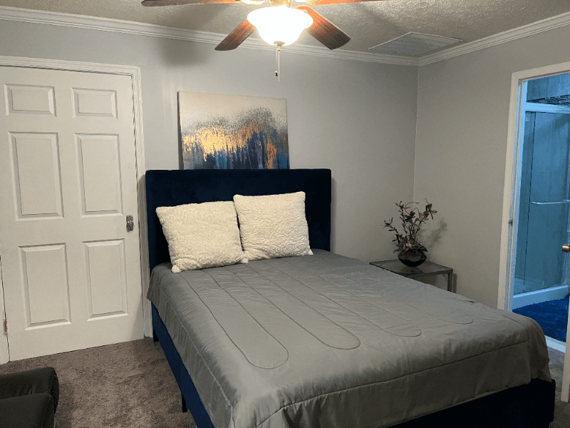 Fort Washington House: 12000 Block Surrey Circle Dr