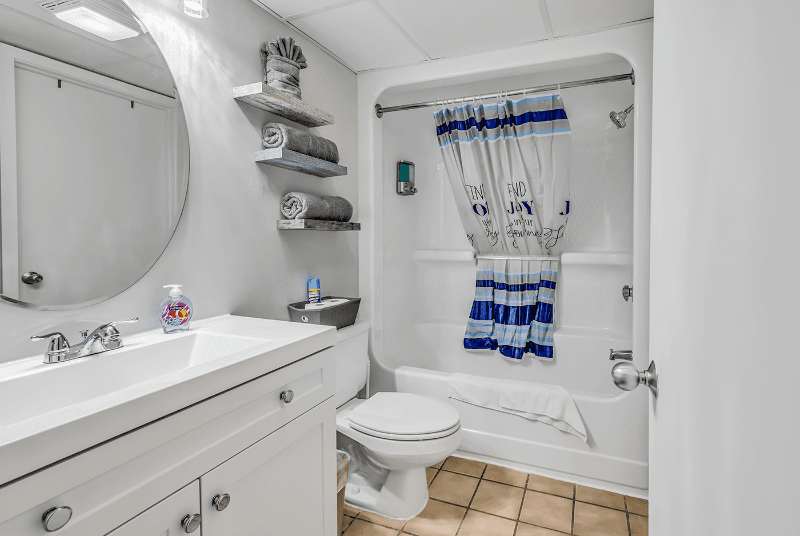 Myrtle Beach Condo: 1700 N Ocean Blvd, Myrtle Beach, SC 29577