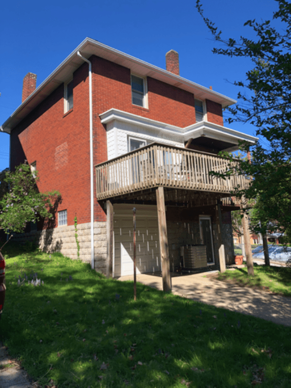 Pittsburgh House: 32 Ralston Pl