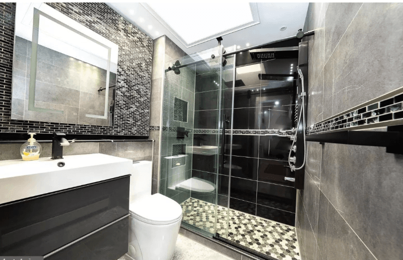 UPPER DARBY Townhome: 325 HAMPDEN RD