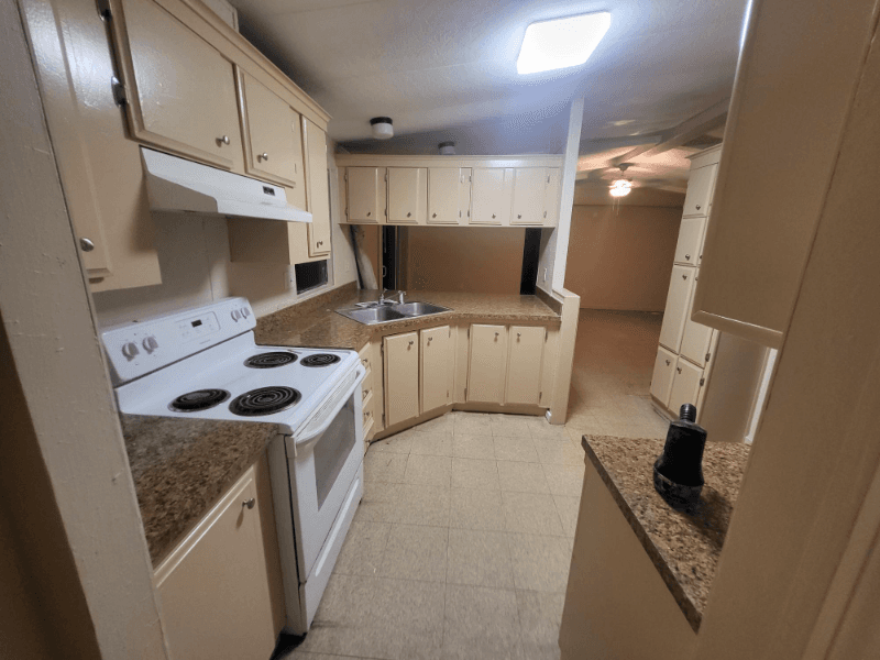 Tampa House: 4925 Marc Dr